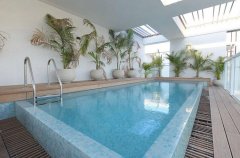 פנטהאוז AH 42 0