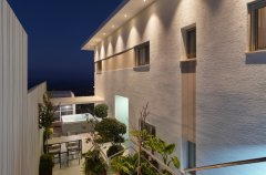 וילה AQUA בוטיק 70