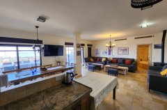 וילה מגדל 33