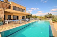 וילה מגדל 54