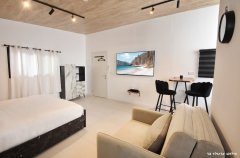 אחוזת אמור 42