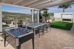 אחוזת שושנים בוטיק 13