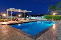 אחוזת שושנים בוטיק 42