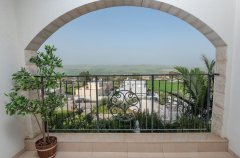 בין הר לכנרת 26