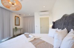 גרנד רויאל פמילי 13