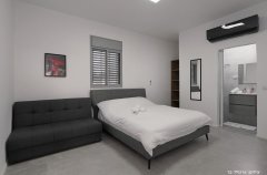 אחוזת אסתובן 12