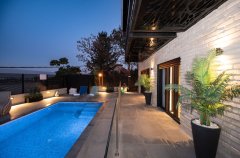 פסגת השמונה 36